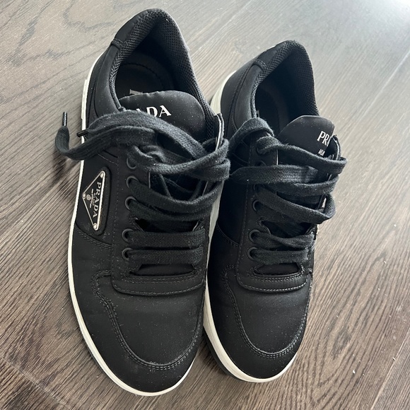 Prada Re-nylon sneaker - Picture 1 of 4